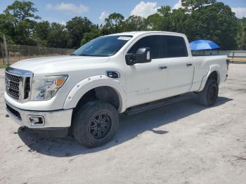  Salvage Nissan Titan