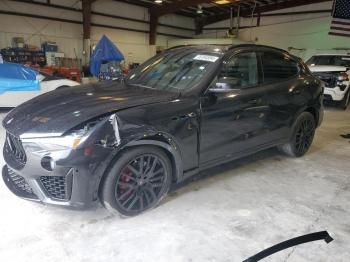  Salvage Maserati Levante S