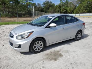  Salvage Hyundai ACCENT