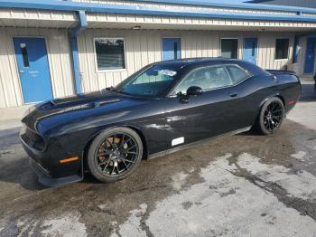  Salvage Dodge Challenger