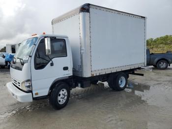  Salvage Isuzu Npr