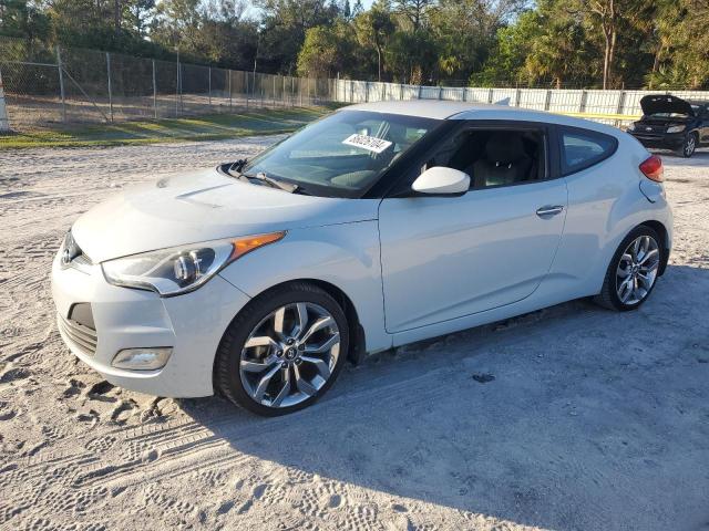  Salvage Hyundai VELOSTER