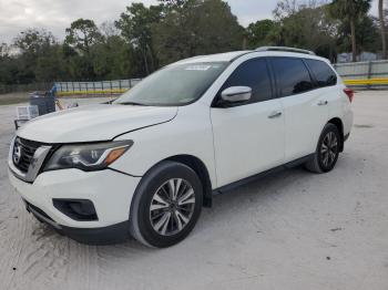  Salvage Nissan Pathfinder