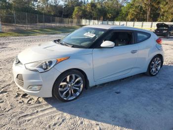  Salvage Hyundai VELOSTER