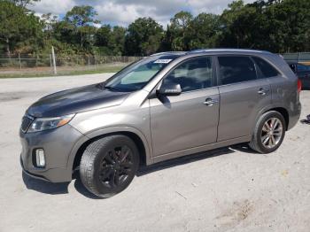  Salvage Kia Sorento