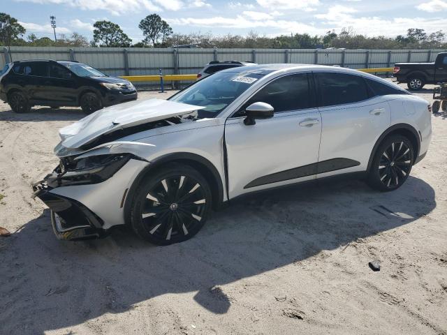  Salvage Toyota Crown Plat