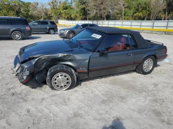  Salvage Ford Mustang