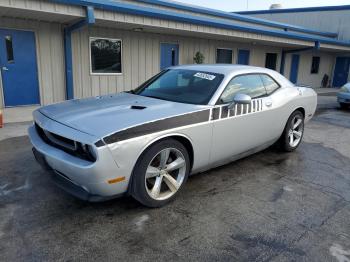  Salvage Dodge Challenger