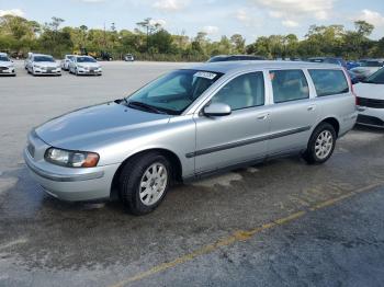  Salvage Volvo V70