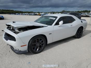  Salvage Dodge Challenger
