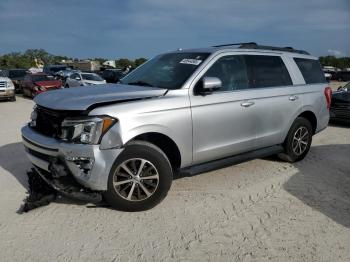  Salvage Ford Expedition