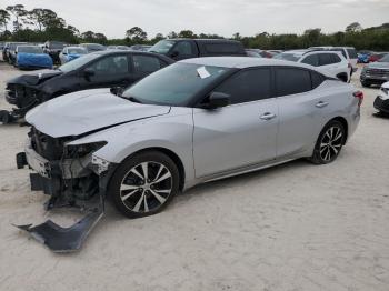  Salvage Nissan Maxima