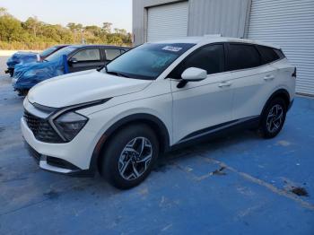  Salvage Kia Borrego