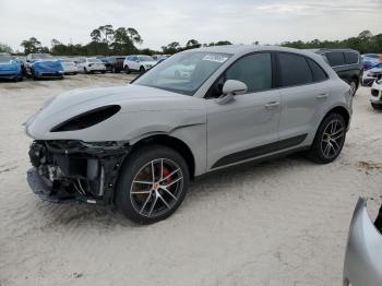  Salvage Porsche Macan