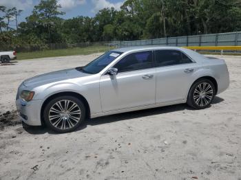  Salvage Chrysler 300
