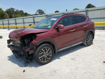  Salvage Hyundai TUCSON