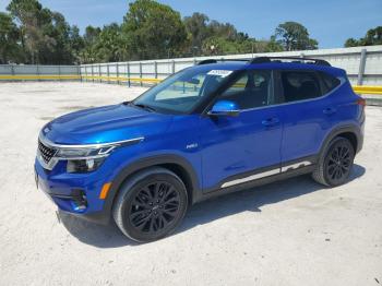  Salvage Kia Seltos