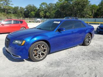  Salvage Chrysler 300
