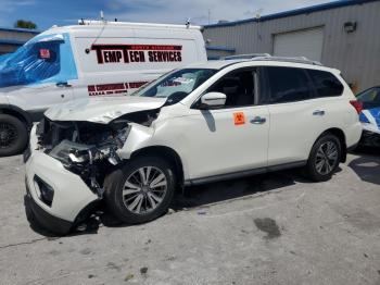  Salvage Nissan Pathfinder