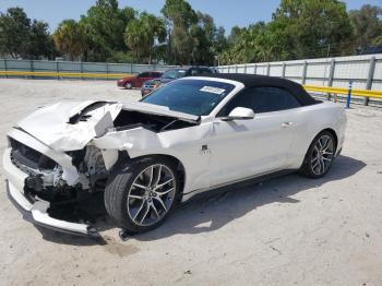  Salvage Ford Mustang
