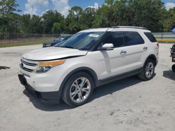  Salvage Ford Explorer