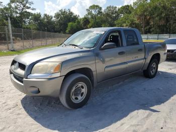  Salvage Mitsubishi Raider