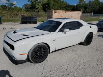  Salvage Dodge Challenger