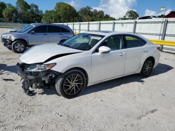  Salvage Lexus Es