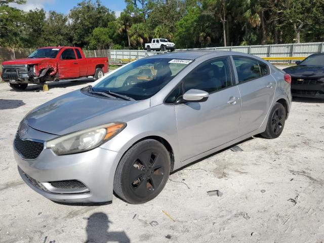  Salvage Kia Forte