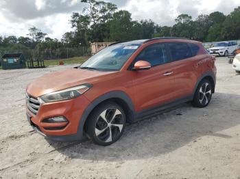  Salvage Hyundai TUCSON