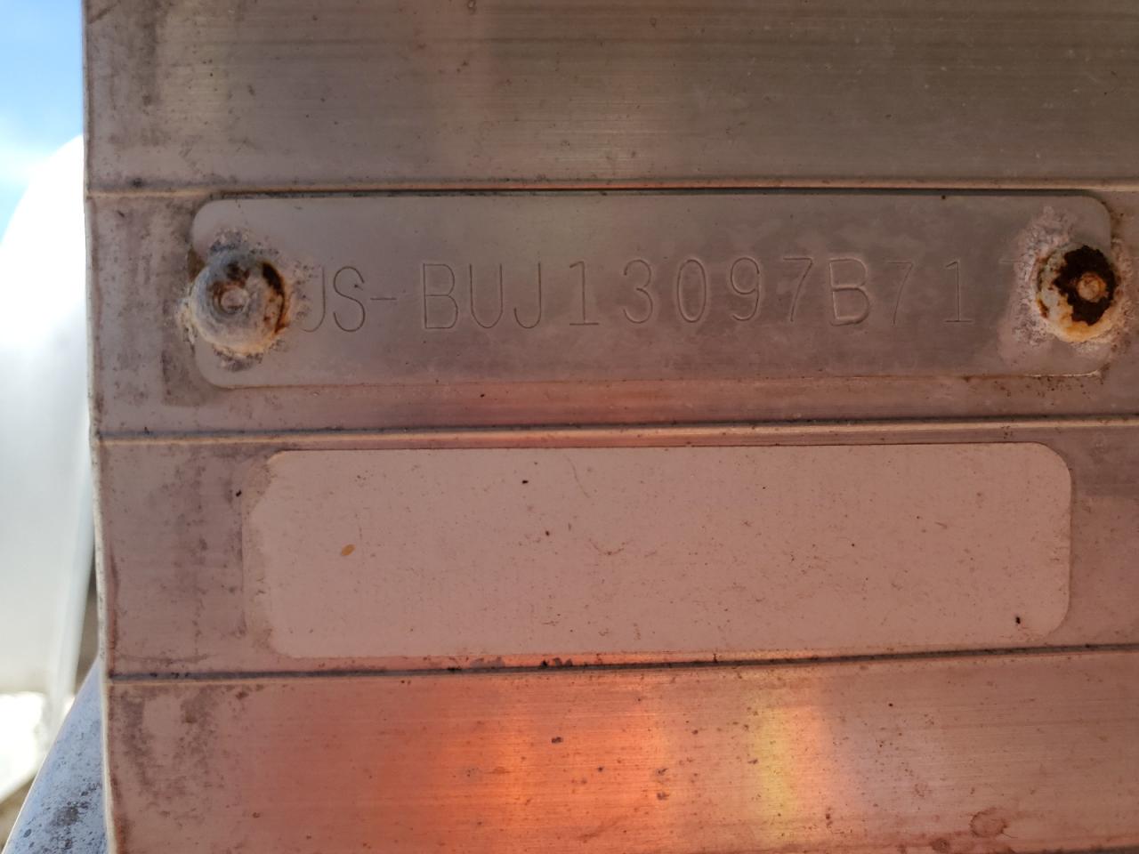 Sun Tracker Boat Image 10