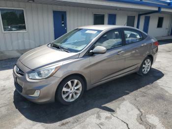  Salvage Hyundai ACCENT