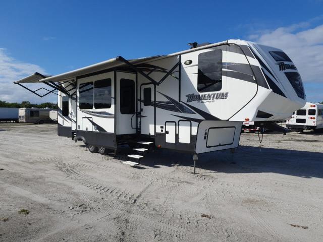  Salvage Grand Design Momentum