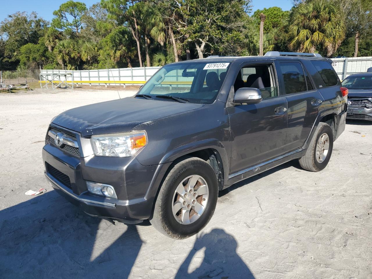 Toyota 4Runner Sr5 Image 1