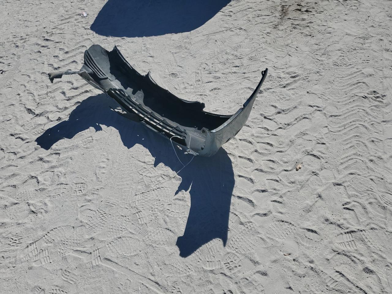 Toyota Camry Le Image 11