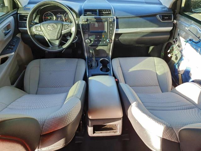 Toyota Camry Le Image 6