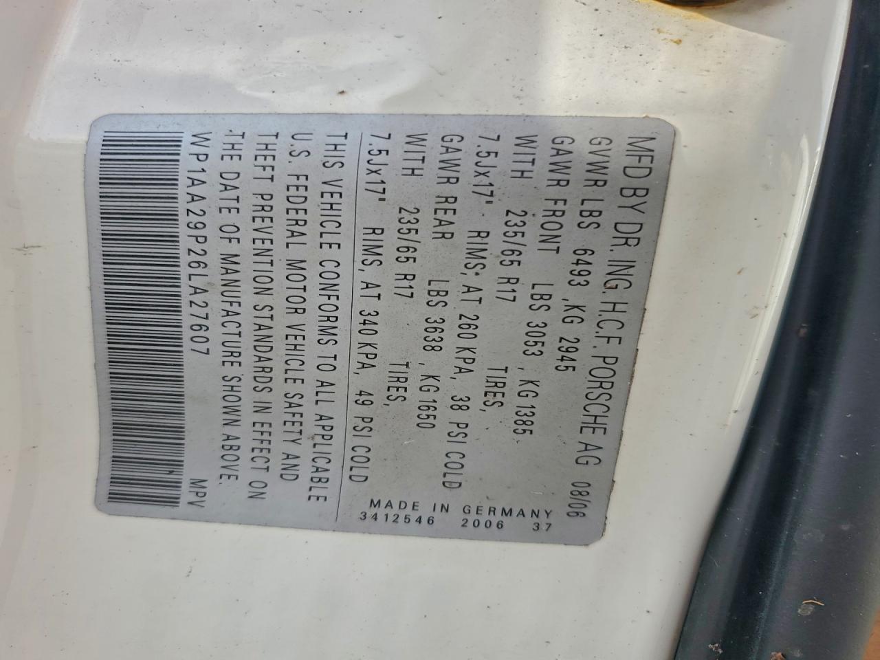 Porsche Cayenne Image 13