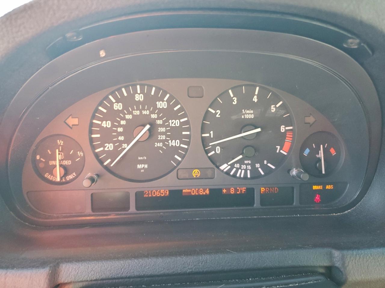 BMW X Series 3.0i Image 3