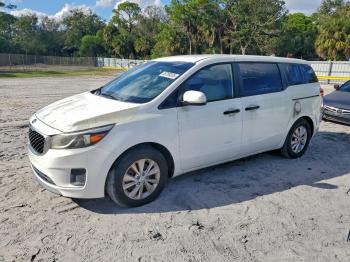  Salvage Kia Sedona