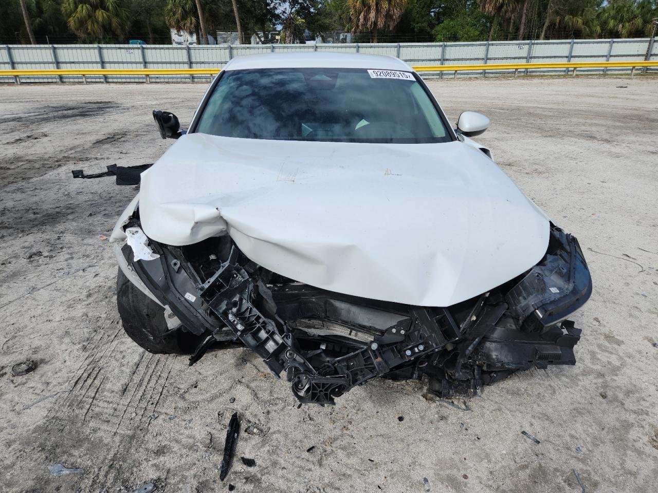 Honda Accord Lx Image 2