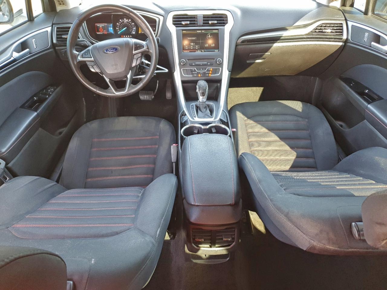 Ford Fusion Se Image 10