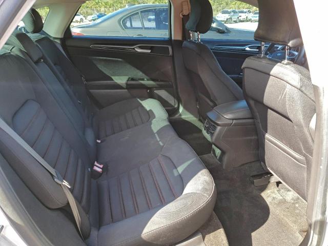 Ford Fusion Se Image 2