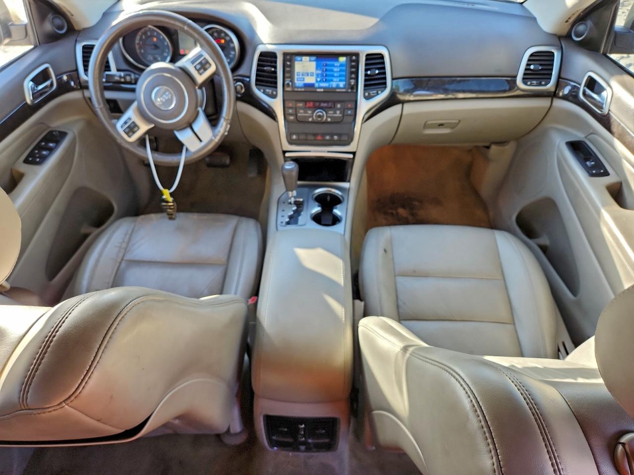 Jeep Grand Cherokee Laredo Image 13