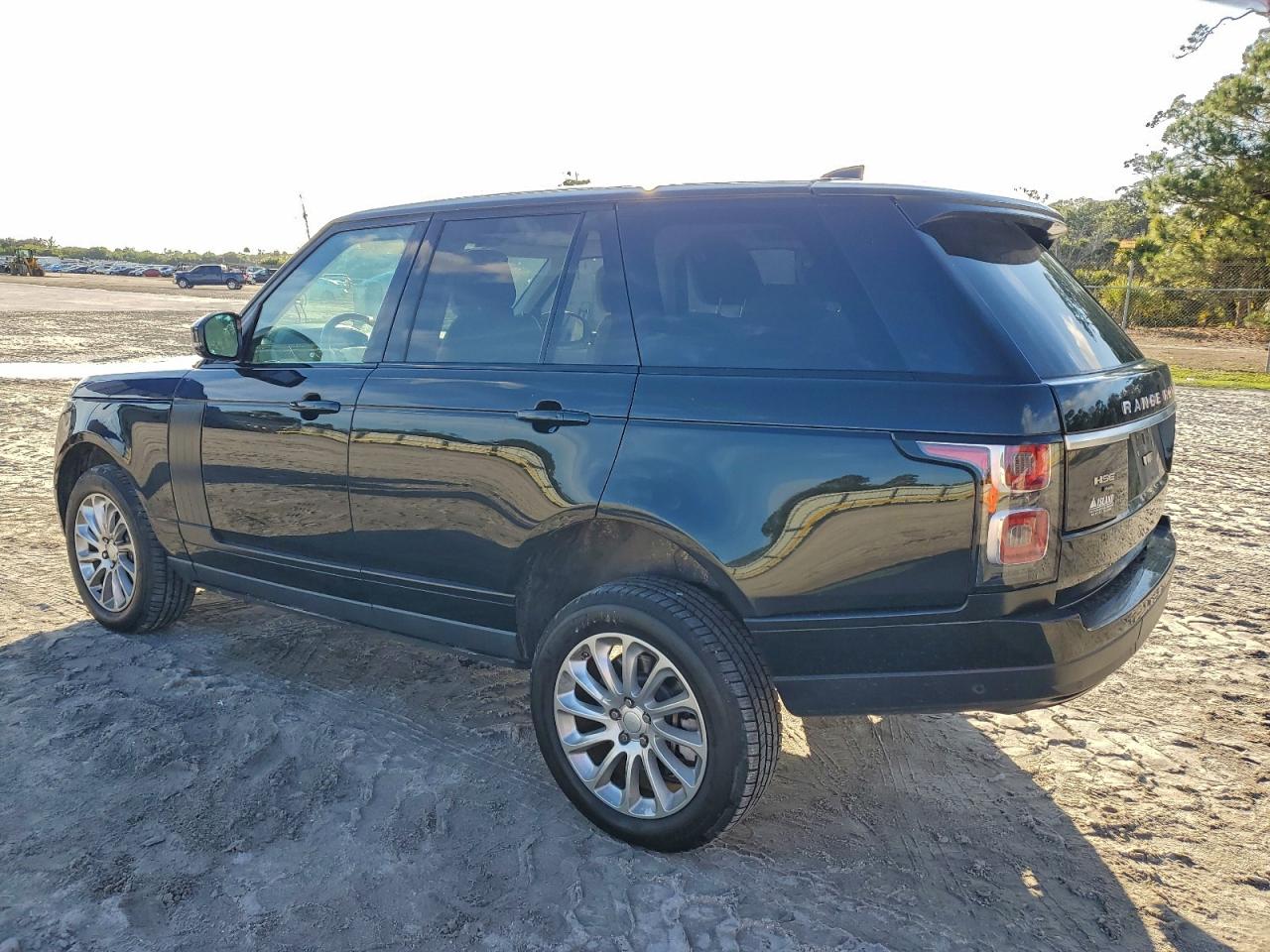 Land Rover Range Rover Hse Image 13