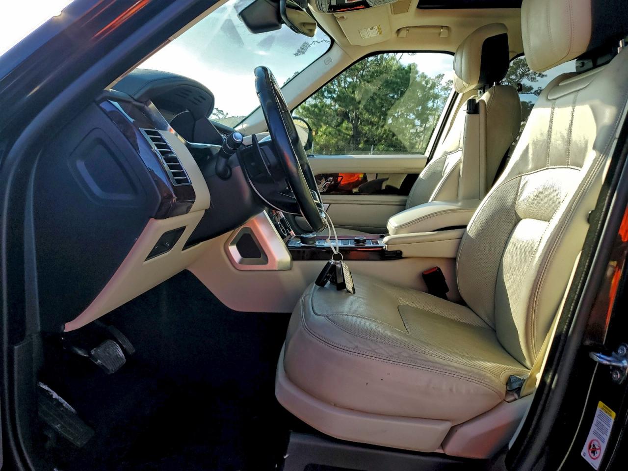 Land Rover Range Rover Hse Image 12