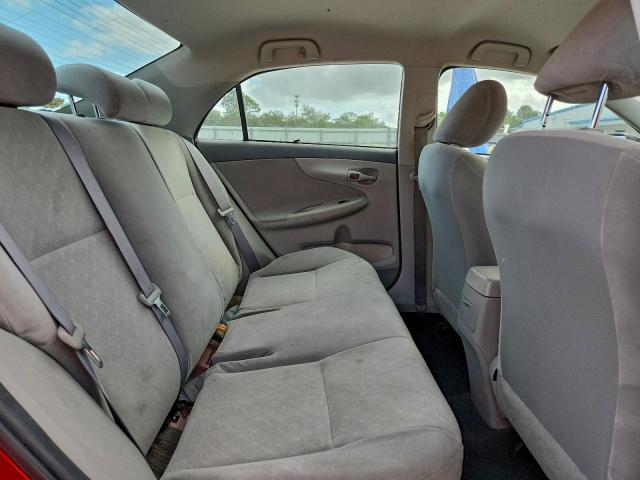 Toyota Corolla Base Image 5