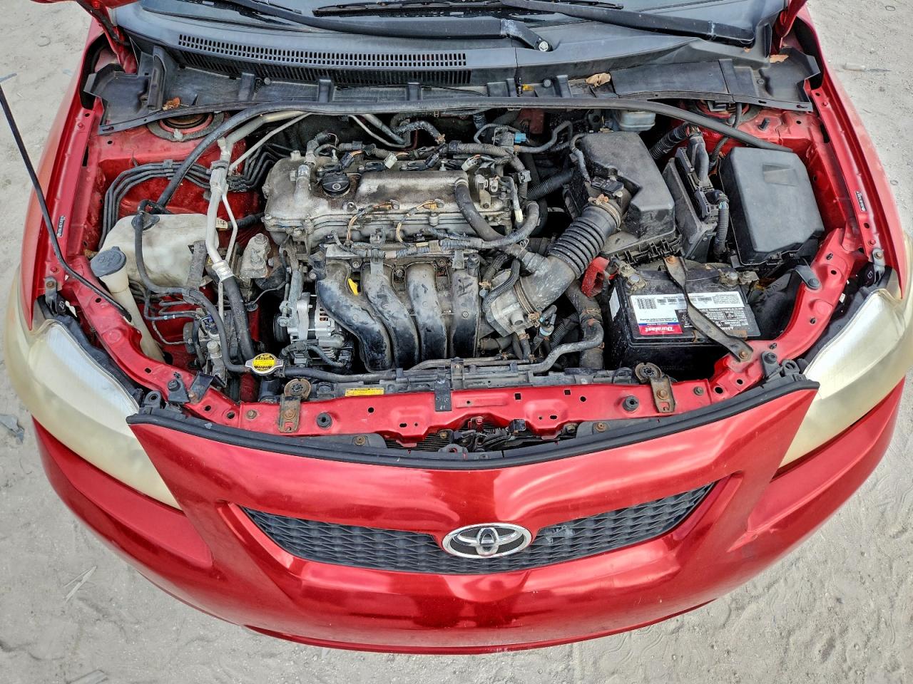 Toyota Corolla Base Image 2