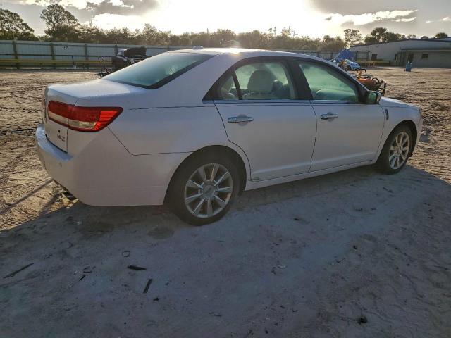 Lincoln MKZ Image 10