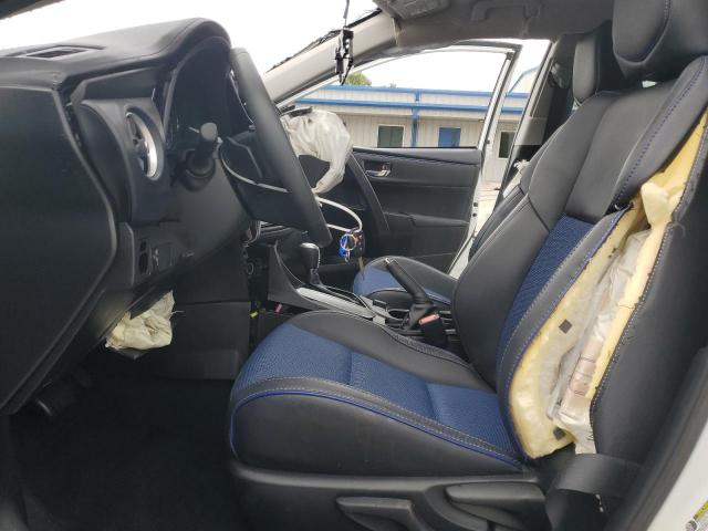 Toyota Corolla L Image 4