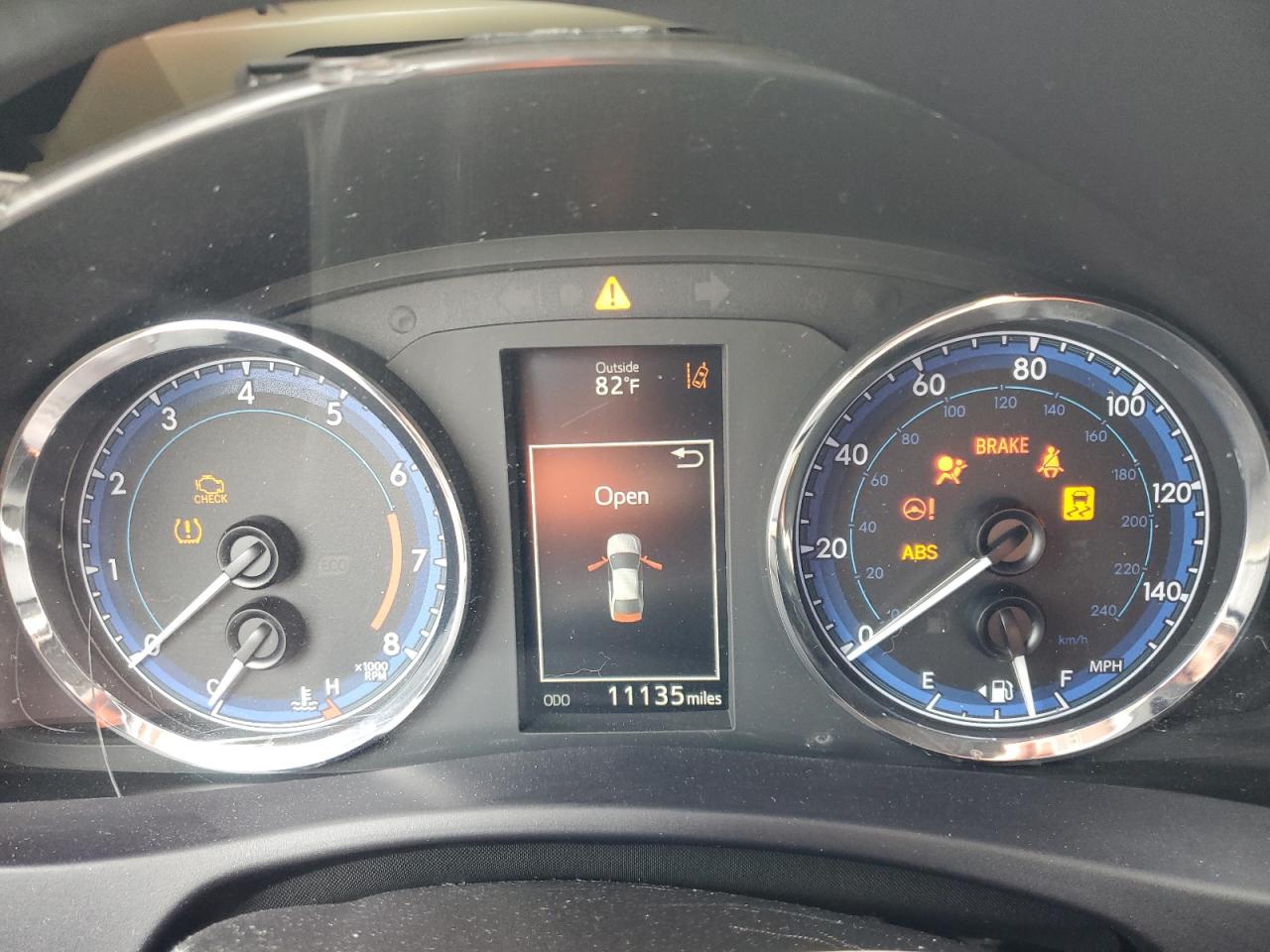 Toyota Corolla L Image 12